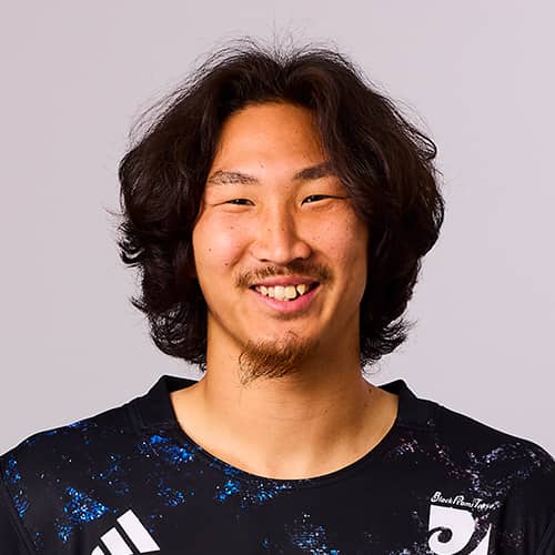 山本 秀